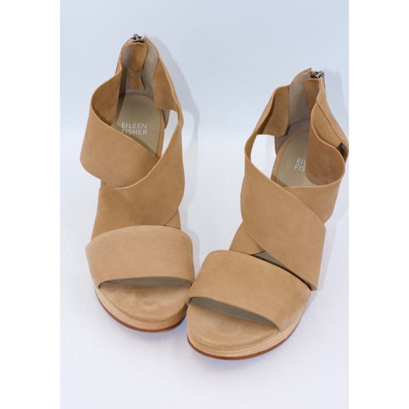 Eileen Fisher Women's Ellis Earth Tumbled Nubuck 8.5 M Crossover Wedge Sandal - Picture 2 of 6